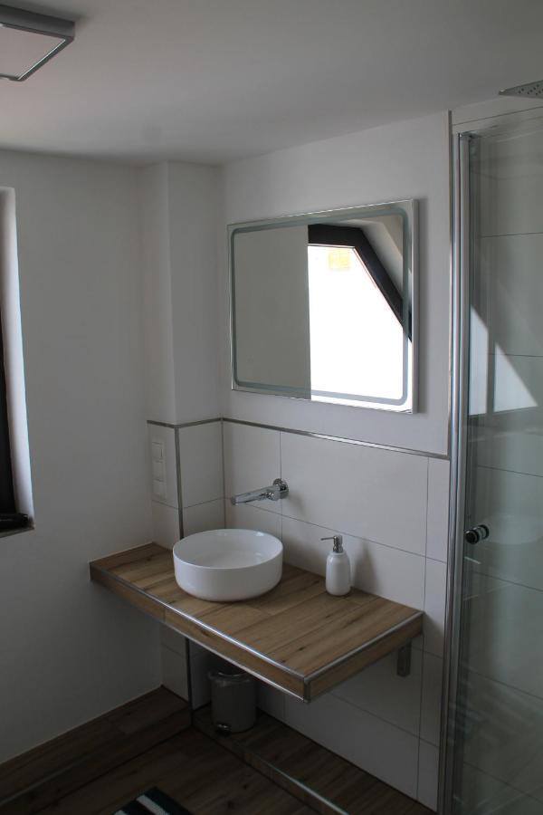 4-Sterne Zertifizierte Ferienwohnung Festung Zu Ketghe - Naehe Koblenz Fuer Urlaub Und Arbeit Kettig Ngoại thất bức ảnh